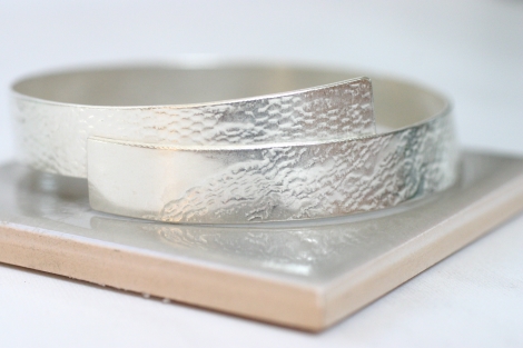 lace textured silver bangle (wide)